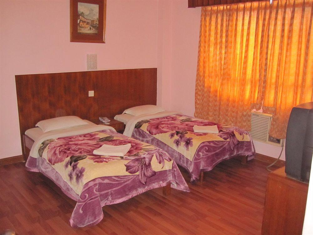 Tasi Dhargey Inn Kathmandu Buitenkant foto