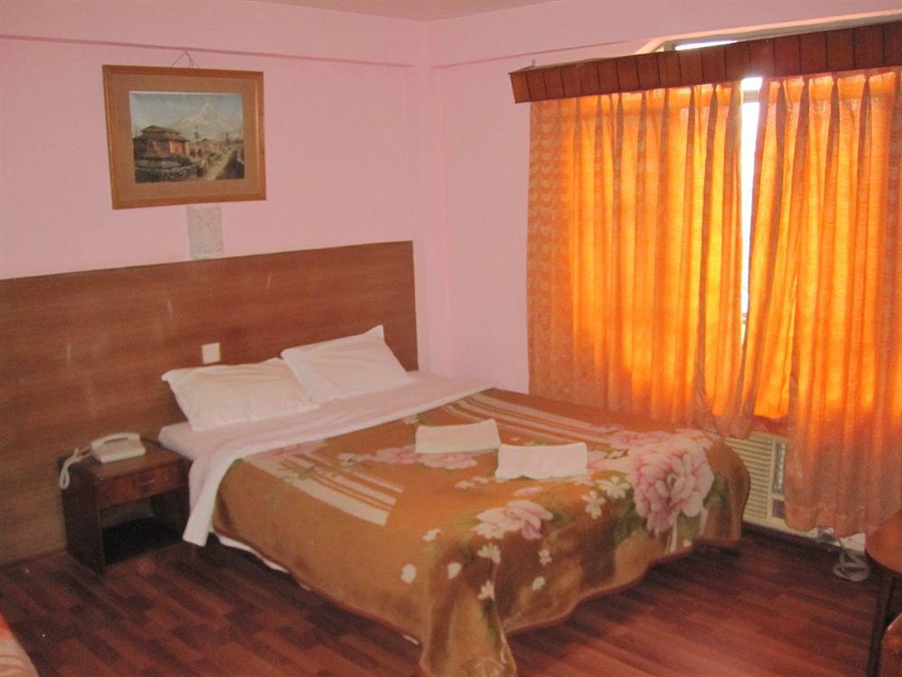 Tasi Dhargey Inn Kathmandu Buitenkant foto