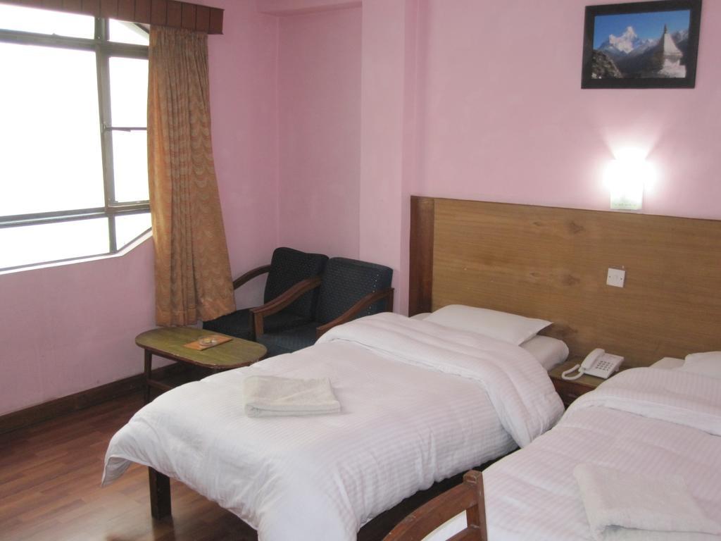 Tasi Dhargey Inn Kathmandu Buitenkant foto