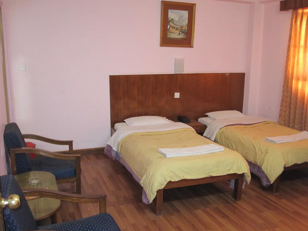 Tasi Dhargey Inn Kathmandu Buitenkant foto