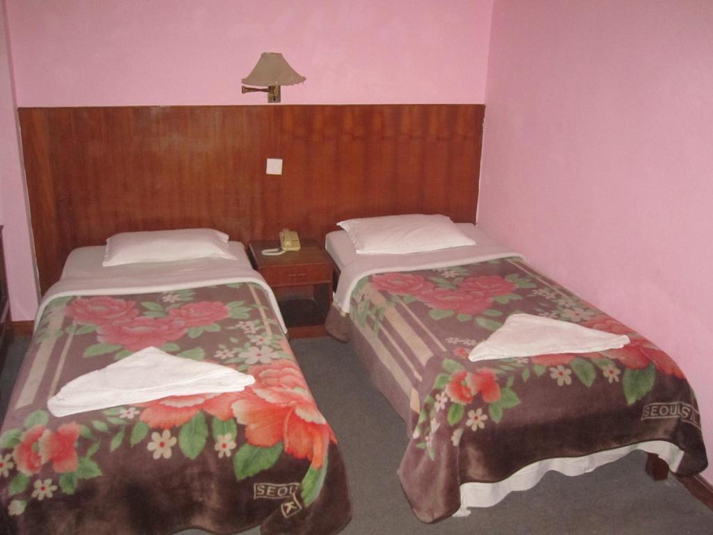 Tasi Dhargey Inn Kathmandu Kamer foto