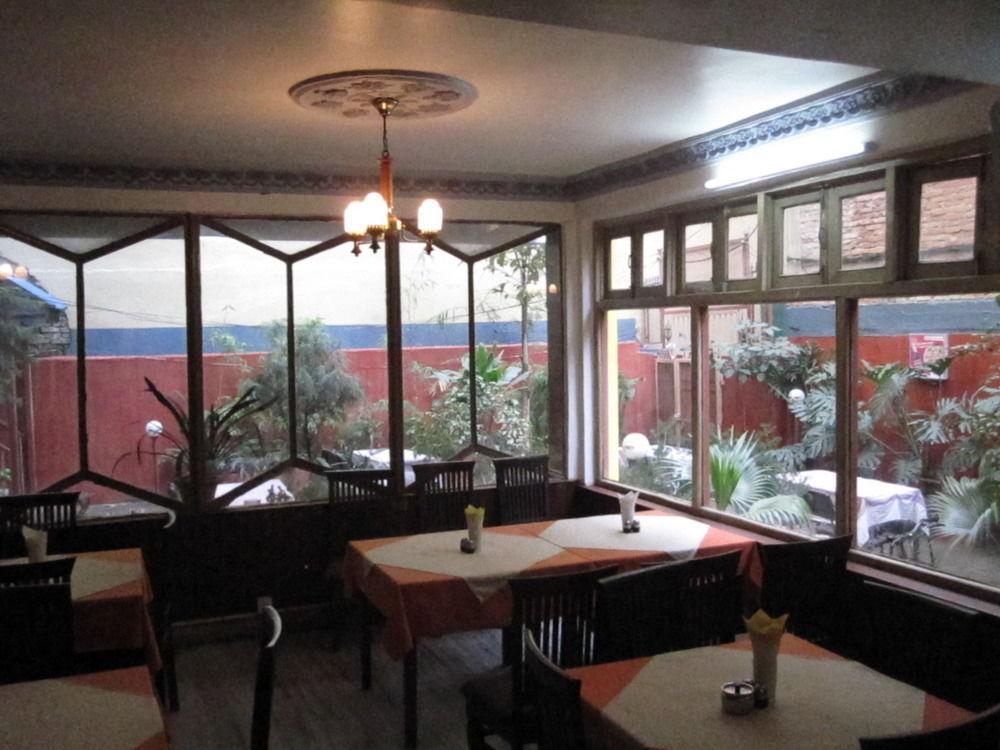 Tasi Dhargey Inn Kathmandu Buitenkant foto