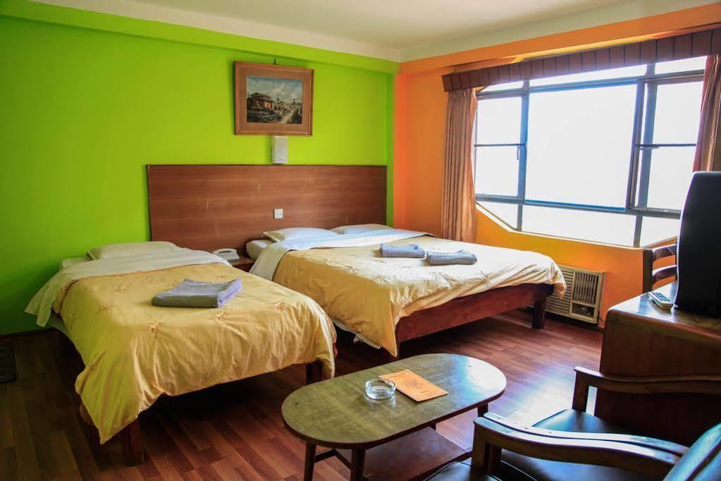 Tasi Dhargey Inn Kathmandu Buitenkant foto
